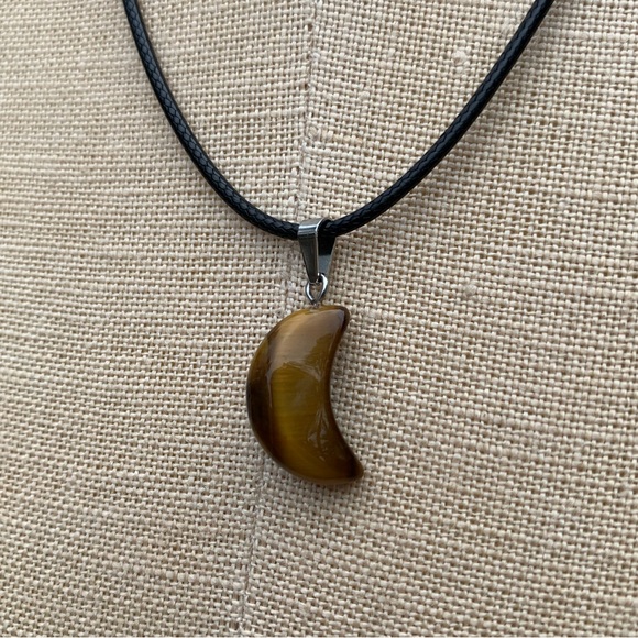 Handmade Genuine Tiger Eye Stone Mini Moon Amulet Necklace - Picture 10 of 12